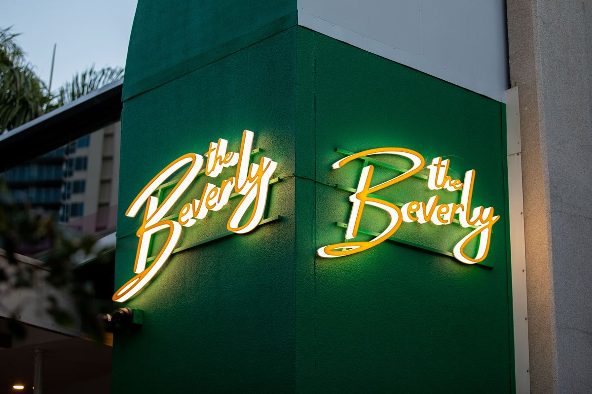 The Beverly Cocktail Bar 01[1]
